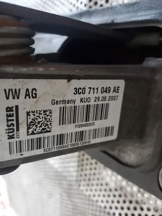 Timonerie Vw Passat B7 1.6 Tdy An 2011-2012-2013 2014-2015 Cutie Manuala 6+1 Trepte Cod 3CAE  - Dez
