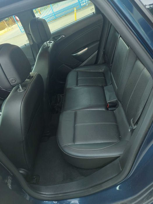 OPEL Astra 2010 — imagine 5