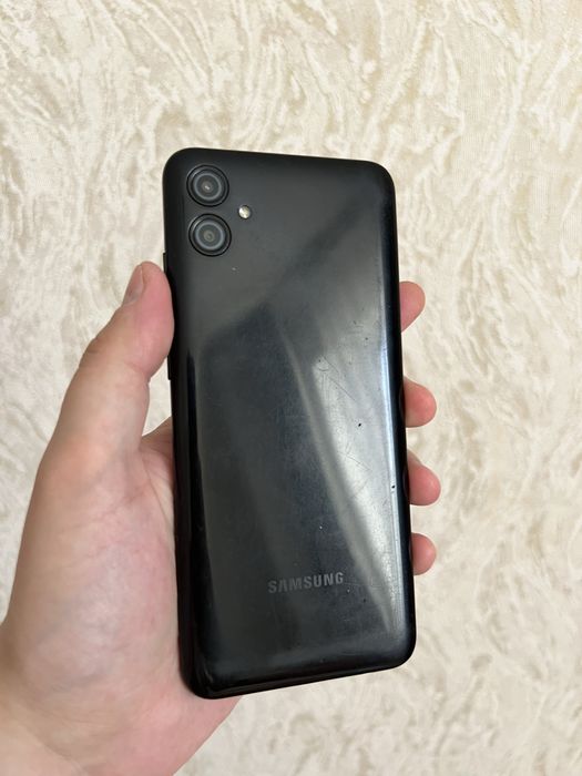 Пподам Samsung A04e.