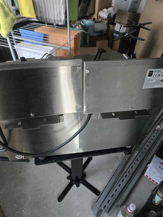 Friteuza dubla 2x8l 220 v