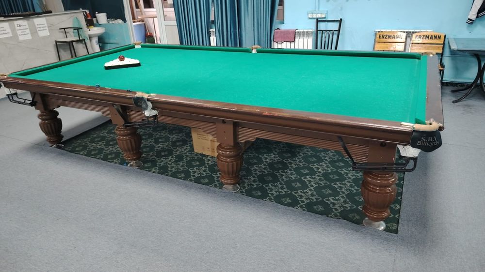 Стол бильярдный 2 шт