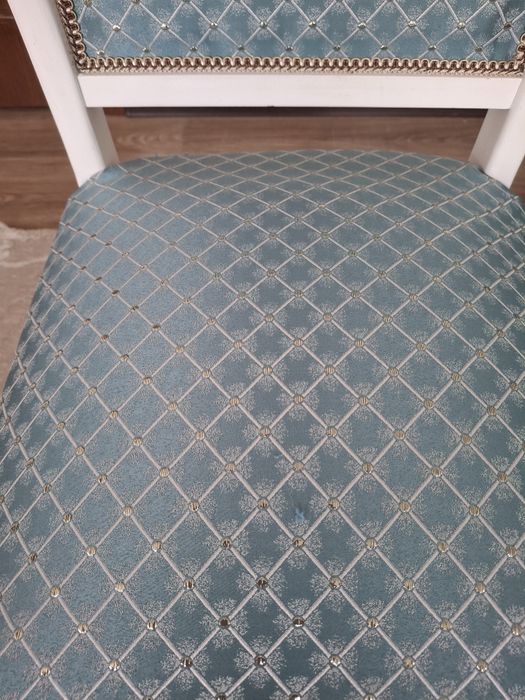 Продам стол трансформер со стульями (12- шт)