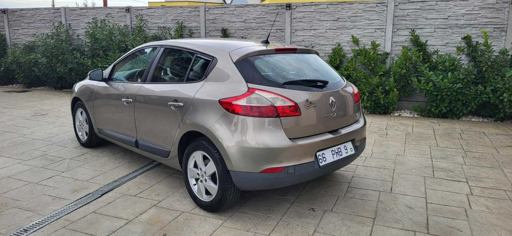 Renault Megane Model Bose