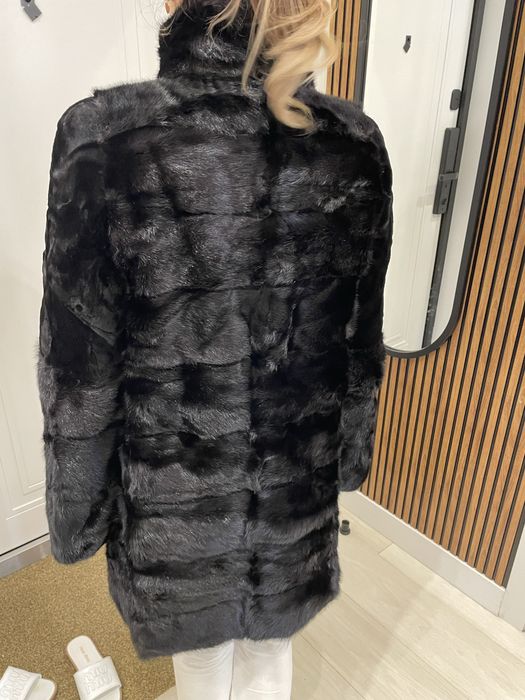 Продам норковую шубу