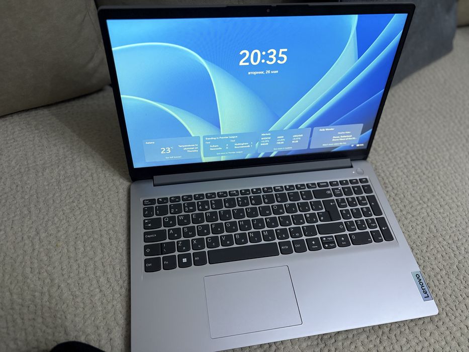 Ноутбук Lenovo idealpad 1 15Igl7
