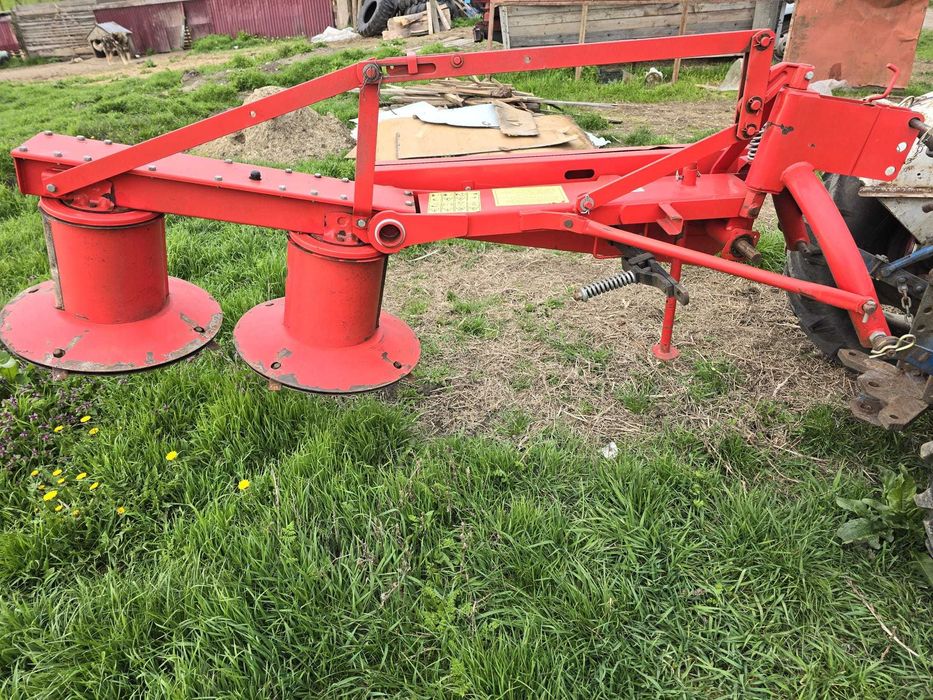 Tractor Ford 2000 si cositoare Lisicki