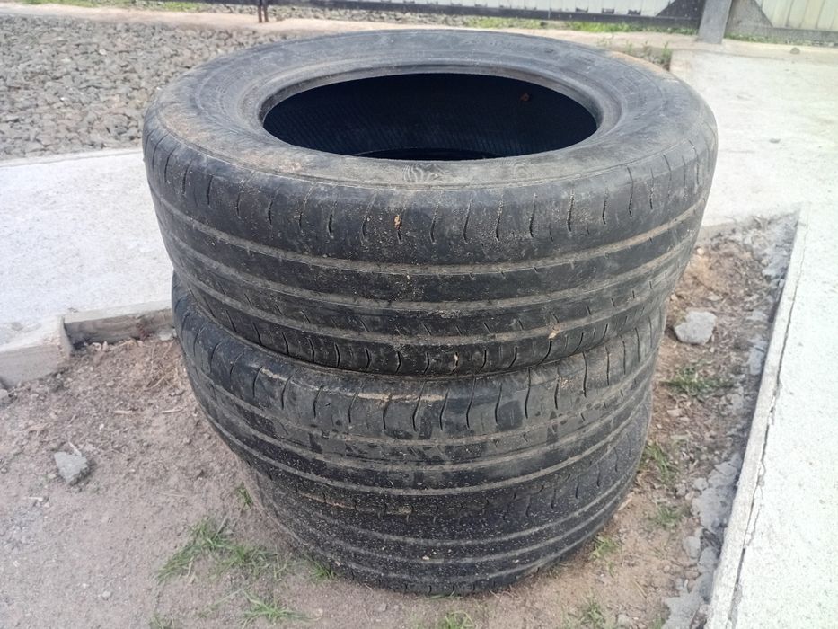 Продам резину Continental Conti Premium Contact 2