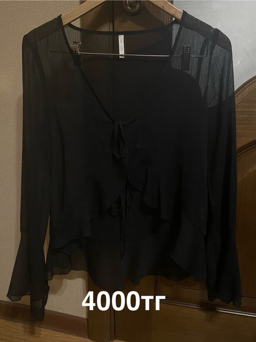 Женские блузки и рубашки