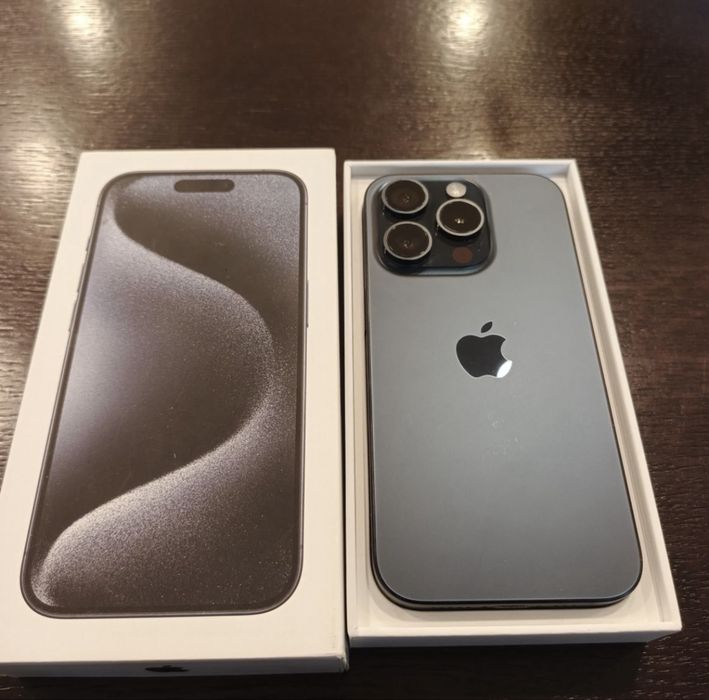 Iphone 15 Pro 128GB 10/10 LA CUTIE!
