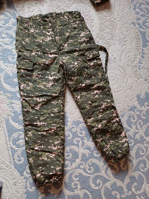Утеплённые куртка бушлат и штаны