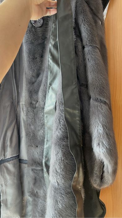 шуба продаю срочно