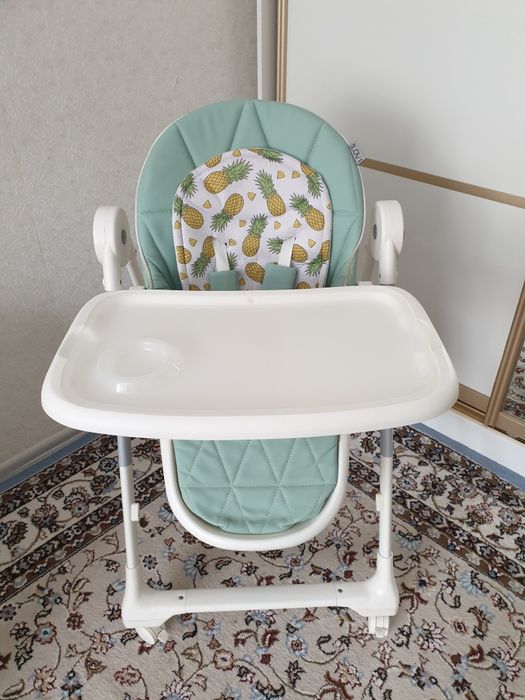 Детский стульчик для кормления