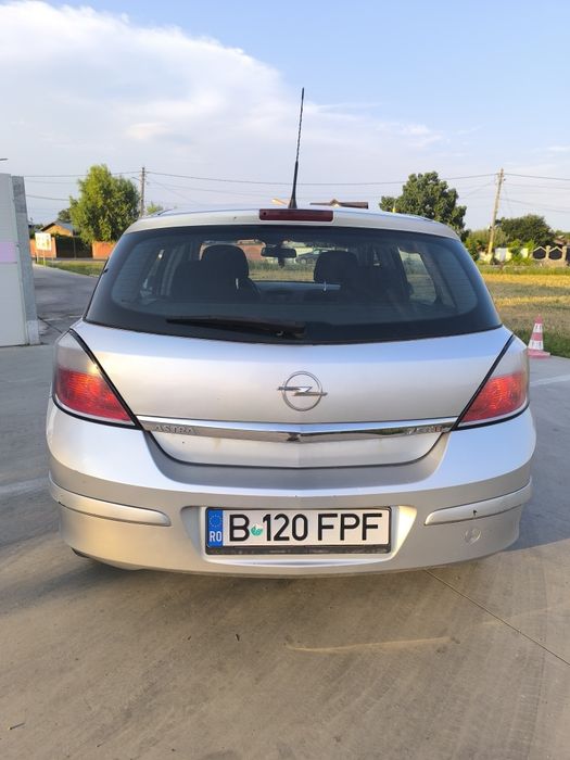 Opel Astra H 1.7