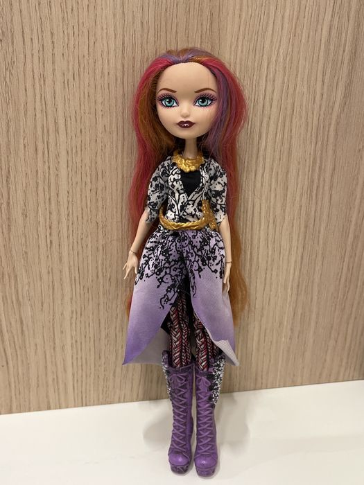 Кукла “Ever After High”
