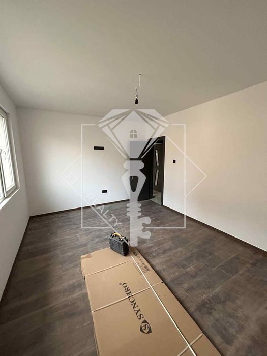 Продава се Етаж от къща в Пловдив, Гагарин - 92 кв.м за 998 €/кв.м - Снимка #7