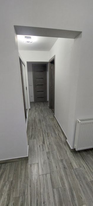Apartament 3 camere pentru închiriat