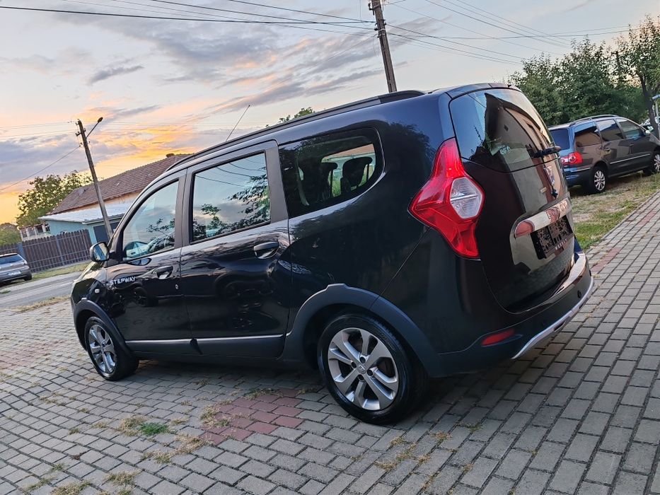 Dacia Lodgy