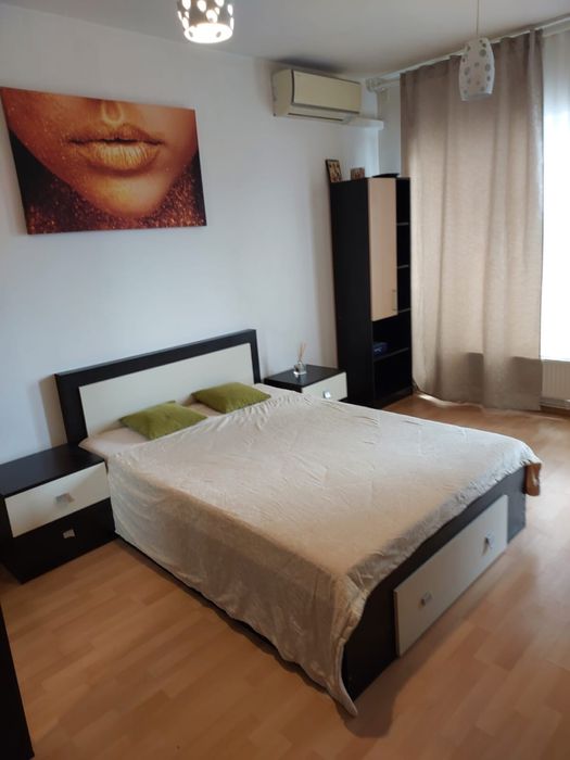 Garsoniera Titan cu loc de parcare