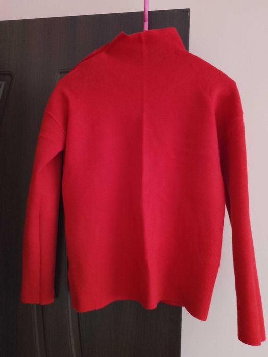 Пуловер М размер