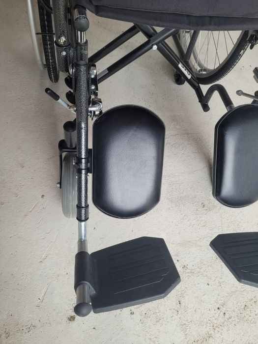 Инвалидная коляска