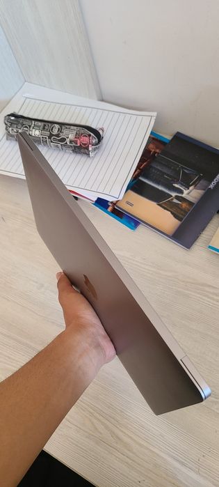 Macbook pro 2020 13 inch