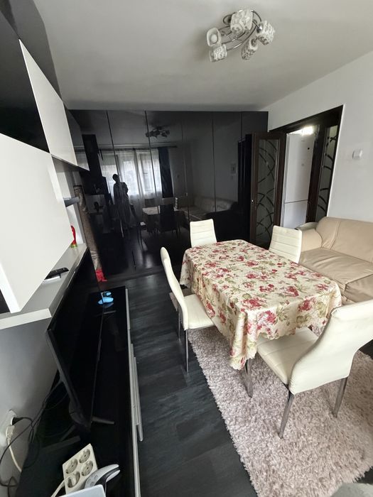 Vand apartament 2 camere