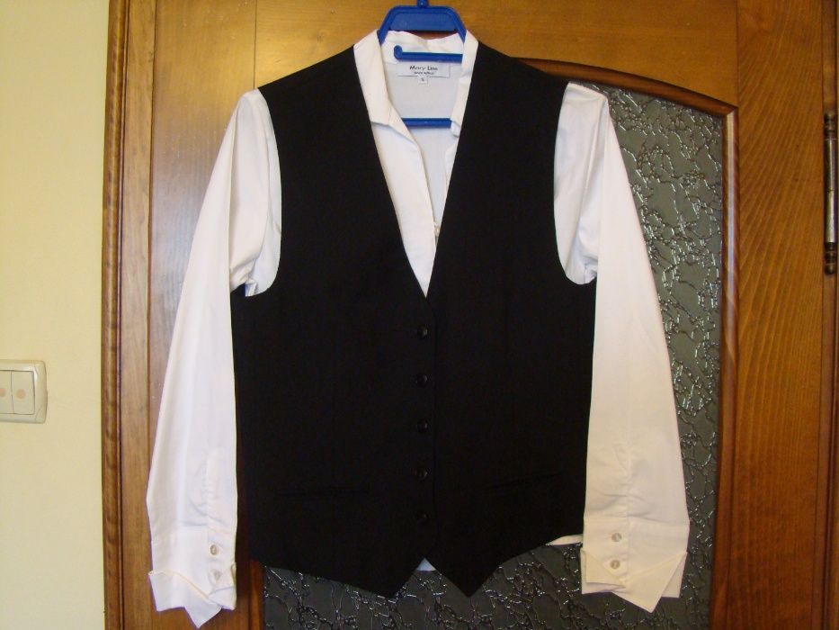 НОВИ !Елеци и риза за сервитьорки