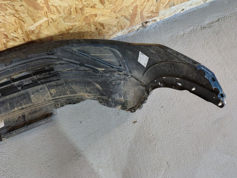 Bara fata VW Tiguan 2 Facelift an 2020-2024