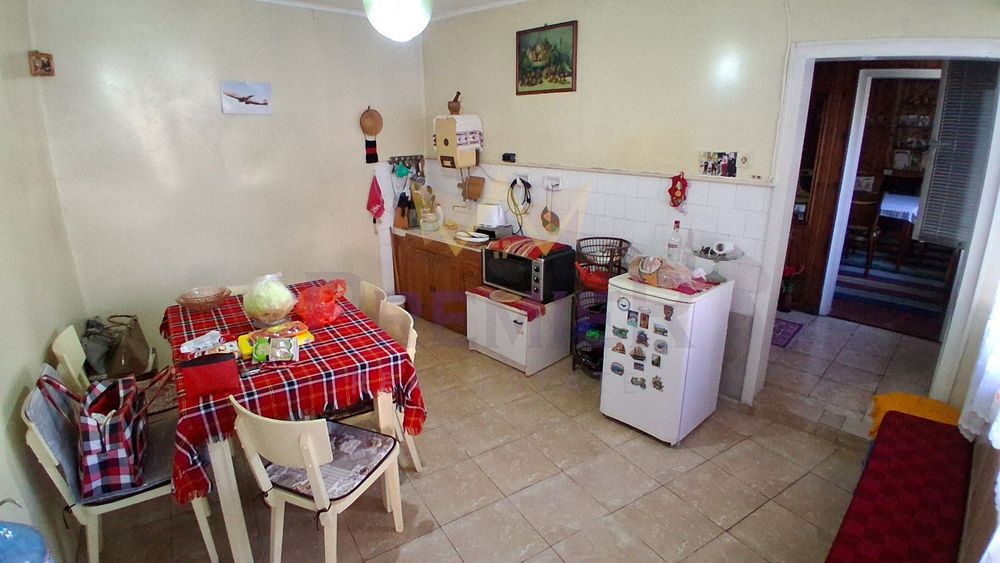 Продава се Къща в с. Бежаново, Област Ловеч - 200 кв.м за 133 €/кв.м - Снимка #9