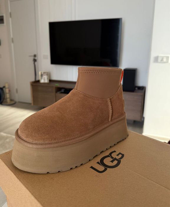 Ugg mini marimea 37