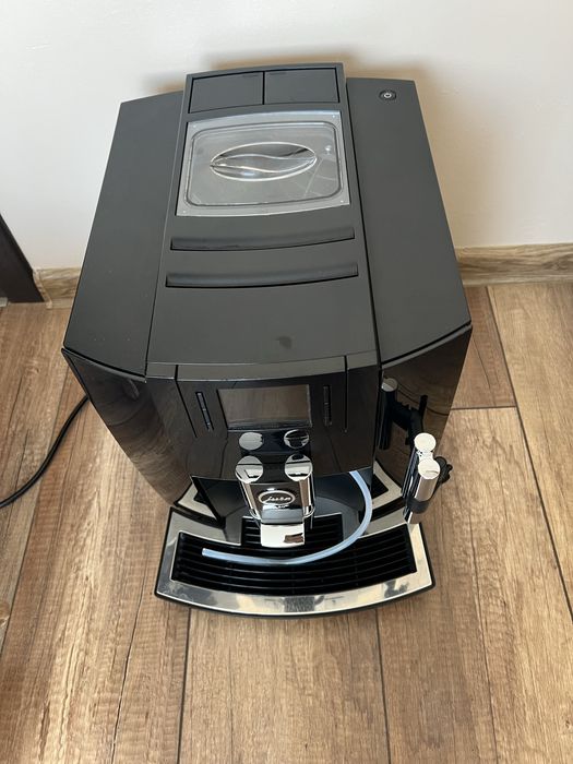 Jura e 80 кафемашина