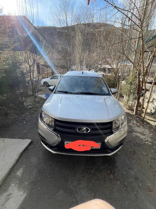 ларгус 2021 срочна сотилади 11000$