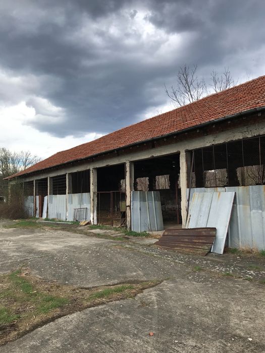 Дава се под наем Склад в с. Смочан, Област Ловеч - 419 кв.м за 204 € - Снимка #1