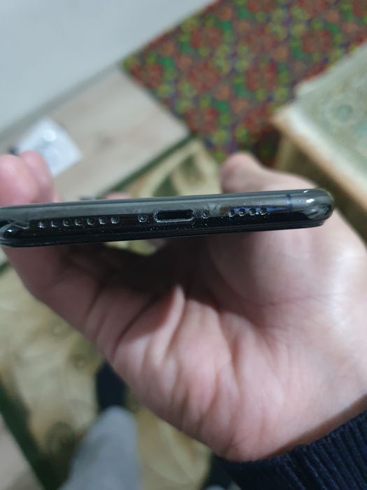 Iphone XS Max sotiladi 64 gb