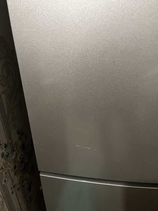 Продам холодильник в отличном состояний