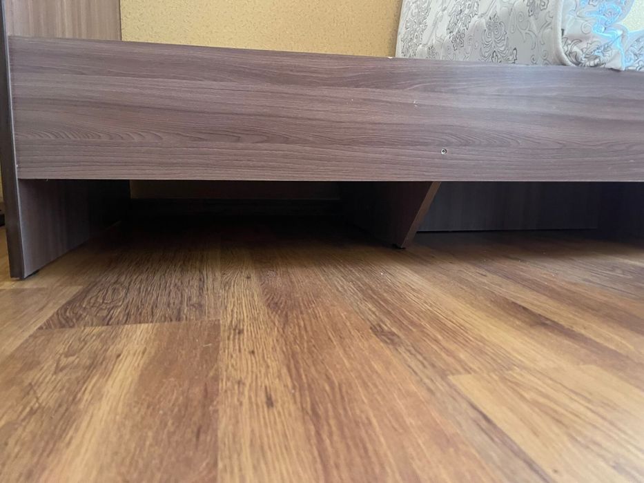 Продам кровать.В хорошем состоянии.