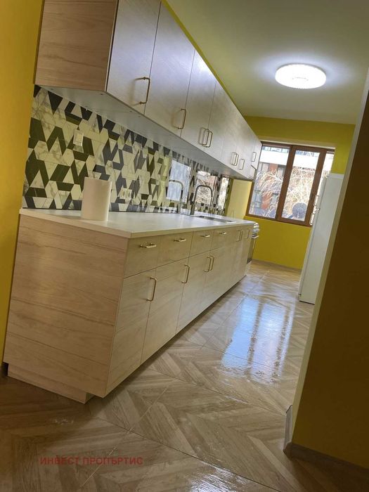 Дава се под наем Тристаен апартамент в София, Красно село - 110 кв.м за 1000 € - Снимка #3