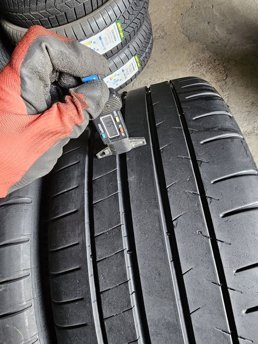 2 anvelope vara 245 35 18 Michelin PilotSuperSport  6mm