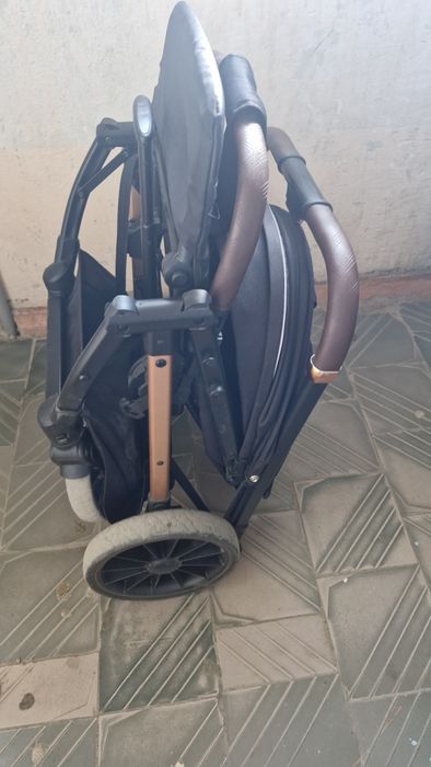 Продам коляску детскую