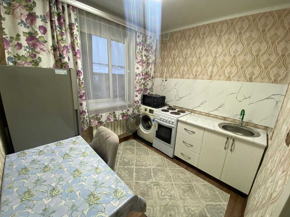 1 уом квартира в самом Центре, Танат Империя