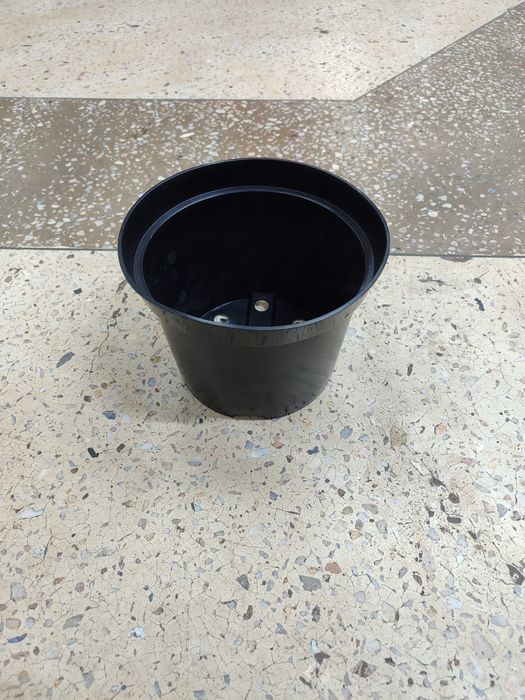 Горшки для цветов и растений оптом и в розницу от 1 л  до 15 литров