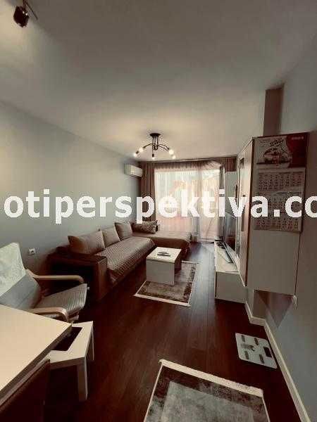 Продава се Двустаен апартамент в Пловдив, Тракия - 75 кв.м за 1667 €/кв.м - Снимка #1