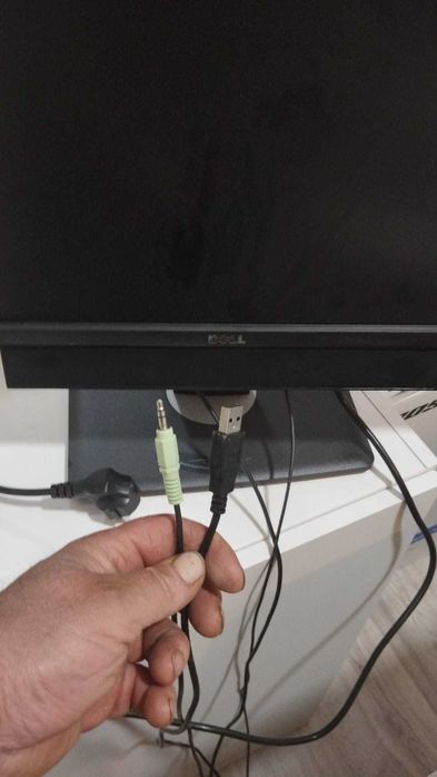 Monitor Dell UltraSharp U2412Mb 24 inch WIDE IPS LED FULL HD 8ms