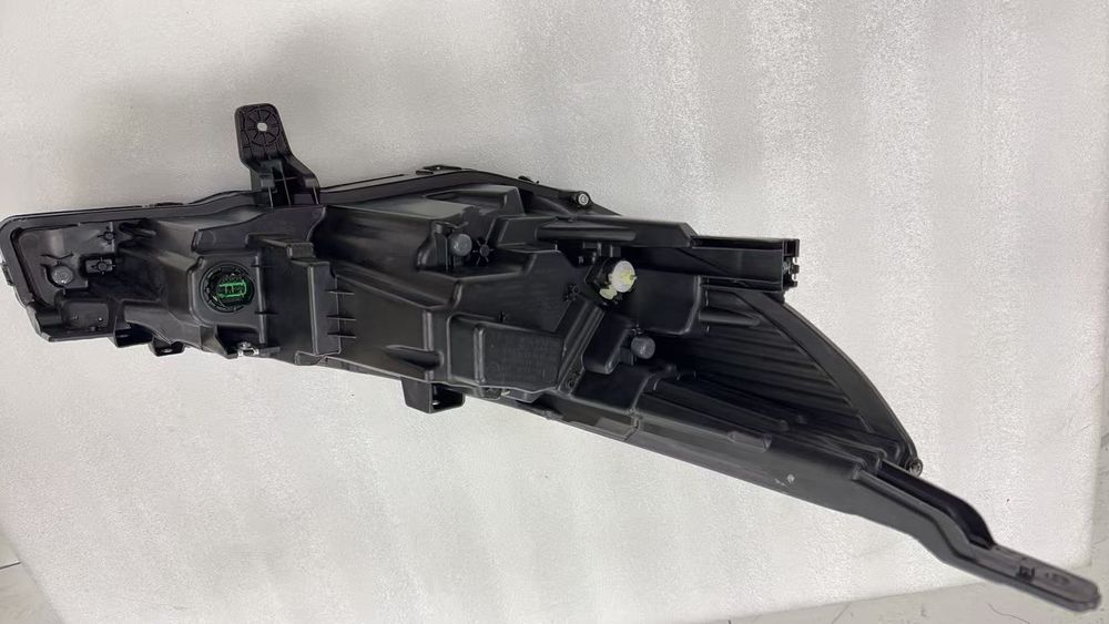 Фара правая чанган х5 плюс