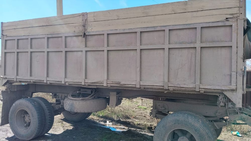 Продам прицеп самосвал