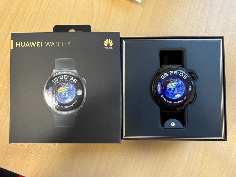 Смарт часовник Huawei WATCH 4 BLACK