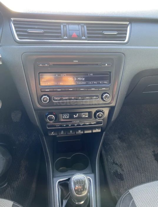 Продам skoda rapid