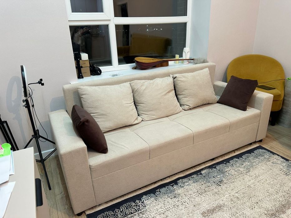 Продаю новый диван