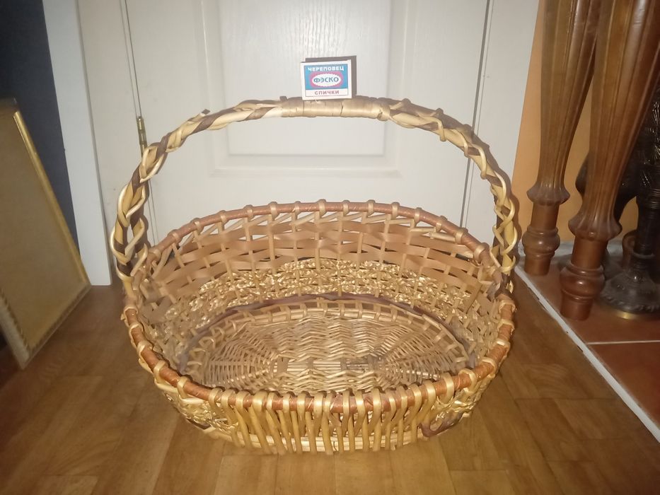 Корзины по 2000 . Недорого