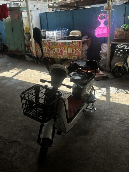 Срочно продам скутер бу